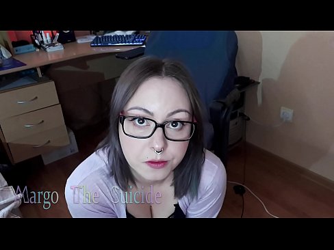 ❤️ Секси девојка со наочари длабоко го цица дилдото на камерата ❤️❌ Порно фб на mk.porn33.top